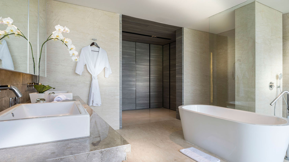 Sohamsa Ocean Estate - Villa Soham - Master bedroom bathroom